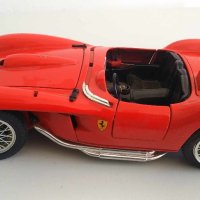 Метална количка Ferrari 250 Testa Rossa(1957) Burago 1:18, снимка 12 - Колекции - 34357992