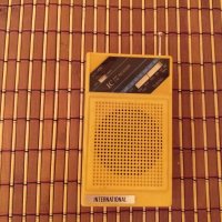 Старо радио INTERNATIONAL FM/AM, снимка 5 - Радиокасетофони, транзистори - 28038566