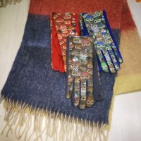 Дамски шалове и ръкавици , снимка 8 - Шапки - 15644905