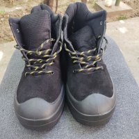 Работни защитни обувки 44 номер, снимка 1 - Други - 37196978