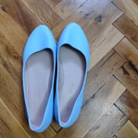 Обувки, снимка 2 - Дамски ежедневни обувки - 43595249