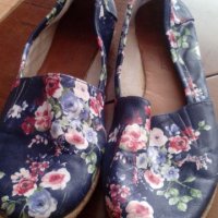 Дамски обувки, снимка 1 - Дамски ежедневни обувки - 26283240