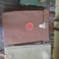 Стара медицинска докторска военна чанта 3 бр различни, снимка 2 - Колекции - 33342510