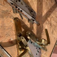 Метални брави, снимка 4 - Входни врати - 43233265