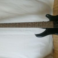 Продавам бас 5 струнна китара"Hohner" , снимка 1 - Струнни инструменти - 40250994