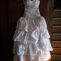 Булчинска рокля, тафта, снимка 3 - Рокли - 28635128
