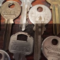 Лот от секретни ключове, снимка 6 - Колекции - 38222279