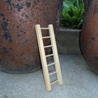 Дървена стълбичка модел 1, снимка 1 - Декорация за дома - 28372775