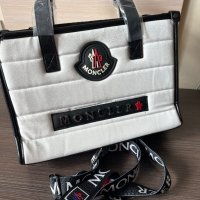 Промо цена Нова кожена бяла чанта Moncler, снимка 2 - Чанти - 40471755