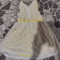 Детска рокля, снимка 2 - Детски рокли и поли - 32882048