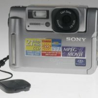 Sony DSC-F55E Cyber-shot Carl Zeiss - Fully functional + Charger + Card 64Mb, снимка 1 - Фотоапарати - 38406226