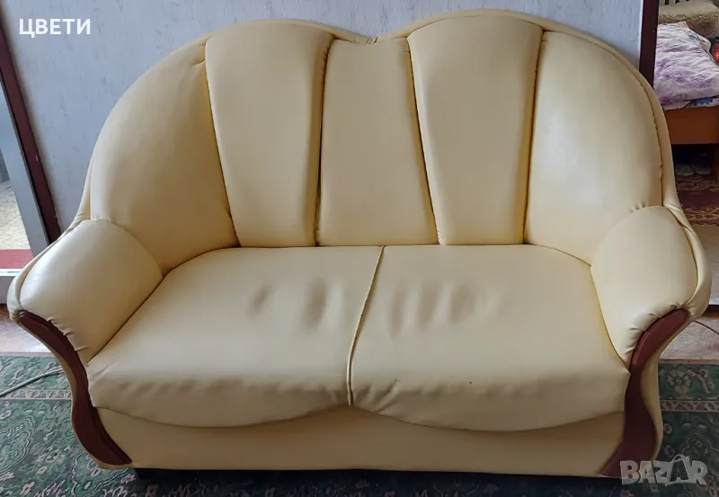 Диван от еко-кожа, снимка 1
