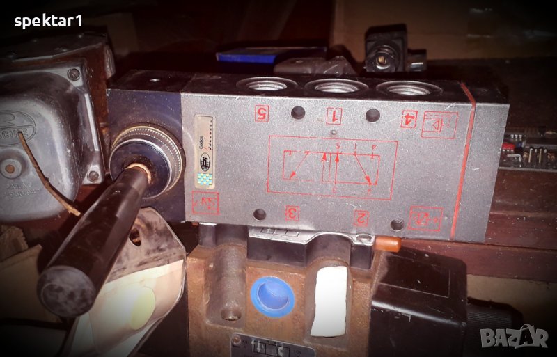 Елемент за хидравлика хидравличен ръчен разпределител, снимка 1