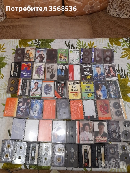 Аудио касети и касетник, снимка 1