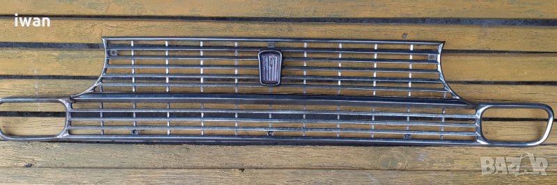 Fiat 1300/1500 предна решетка, снимка 1