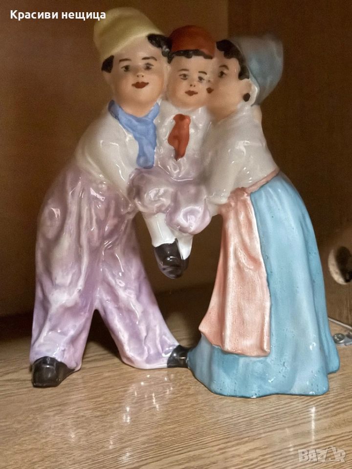 Стара порцеланова фигура, снимка 1