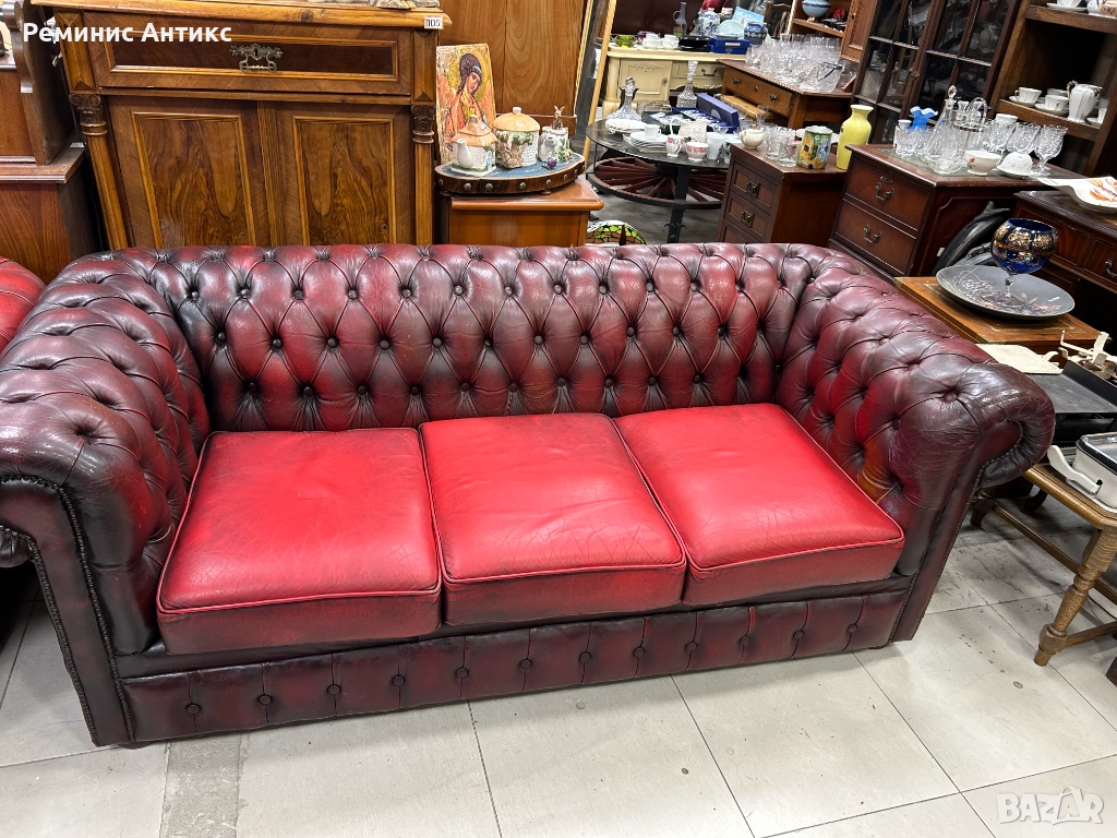 Честръфийлд диван тройка, цвят телешка кръв., снимка 1