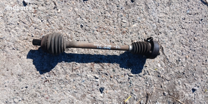 Полуоска VW Golf 5 1.4i 2006г.(предна лява)	, снимка 1