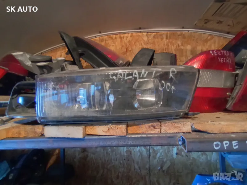 Mitsubishi Gallant 2000 десен фар , снимка 1