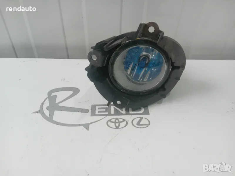 81210-0d042 Десен халоген Toyota Avensis t27, снимка 1