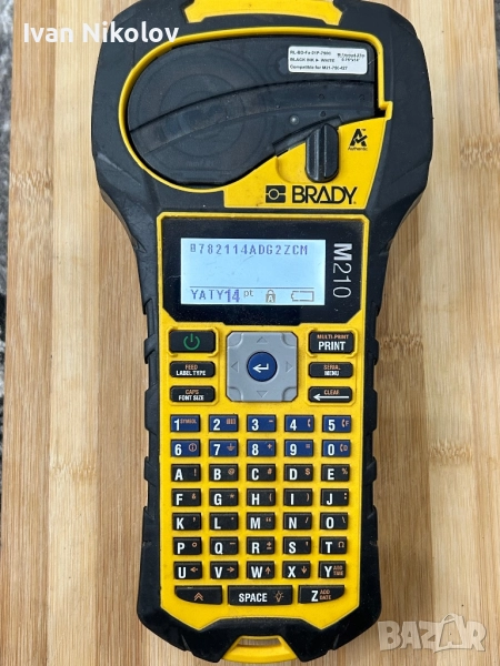 Етикетираща машина Brady m210  принтер за етикети, снимка 1