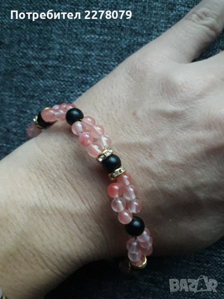 Гривна  от черешов кварц и оникс - ръчна изработка, снимка 1