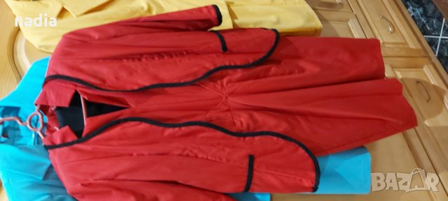 Костюми почти нови шити по поръчка .бях по бързо и сега ми са доста големи.а цикламеното е яке пак щ, снимка 3 - Комплекти - 28134250