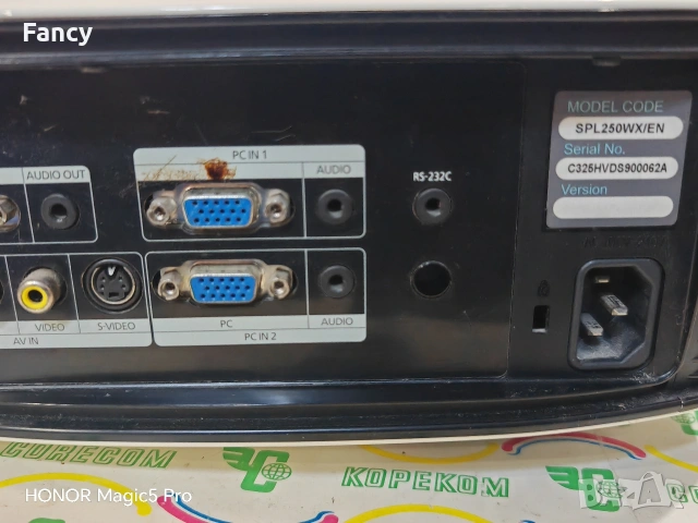 Проектор Samsung SP L250, снимка 11 - Плейъри, домашно кино, прожектори - 53477370