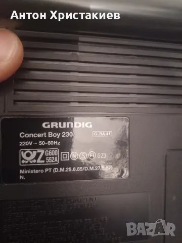 Продавам транзистор Grundig Concert Boy 230, снимка 6 - Радиокасетофони, транзистори - 49680618