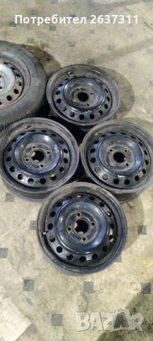 Джанта с гума Нисан "15" , снимка 2 - Гуми и джанти - 28533399