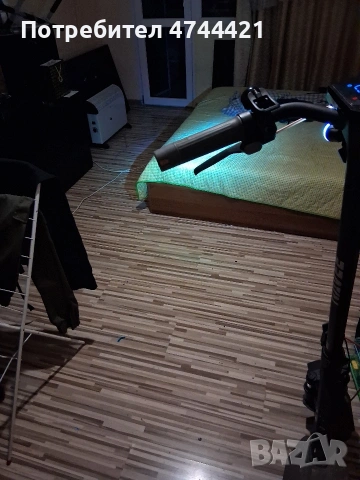 Продавам голяма Електрическа Тротинетка Navee , снимка 5 - Други спортове - 53574842