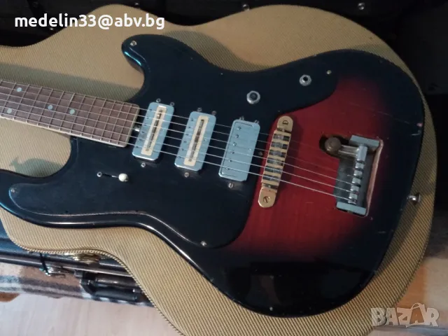 Hofner Stratocaster HSS, 1968 г.китара. Made in Germany, All original. , снимка 13 - Китари - 49697572