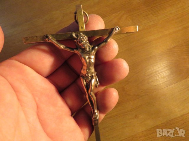 Малък  стар бронзов кръст, разпятие Исус Христос 13 х 8 см  бог религия, снимка 2 - Антикварни и старинни предмети - 34746545