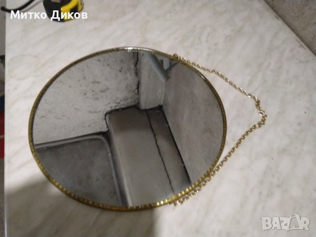  Огледало от соца ново кръгло метален обков цена 21 лв тогава на ОБНС Пловдив, снимка 3 - Декорация за дома - 43957720