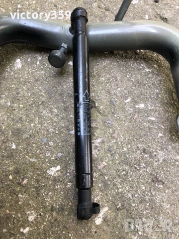 Панти заден капак Mercedes w221, снимка 4 - Части - 33615696