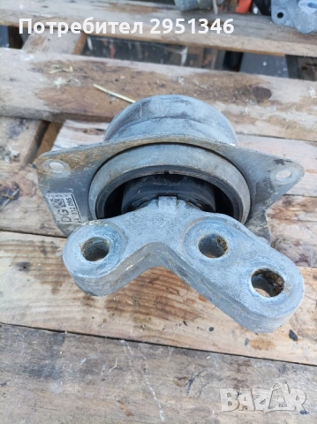 Тампон двигател Opel Insignia 13312095 Опел Инсигния