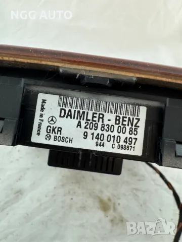 Централна Махагонова Конзола за Мерцедес Ц класа, Mercedes Benz C Class, , снимка 3 - Части - 47985235