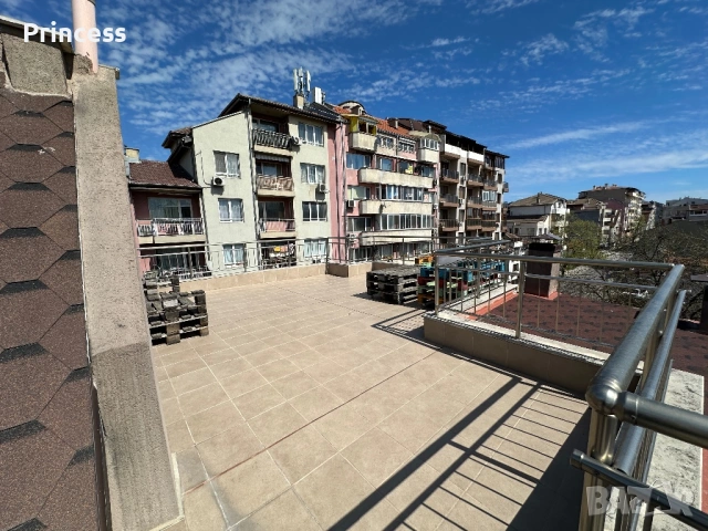 Тристаен апартамент Колхозен пазар, снимка 10 - Апартаменти - 53179400