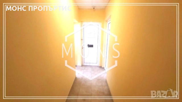 Два жилищни имота с общ вход  в центъра на гр. Горна Оряховица, снимка 2 - Апартаменти - 52132990