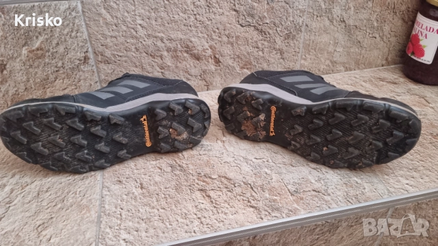 Маратонки Адидас /Зимни, снимка 4 - Детски маратонки - 51854272