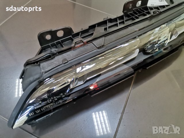 Ляв Горен Фар BMW G70 i7 Crystal Swarovski Кристал Сваровски 9879935, снимка 5 - Части - 43085345