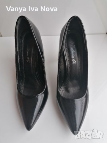Черни лачени обувки на ток, снимка 2 - Дамски обувки на ток - 32458693