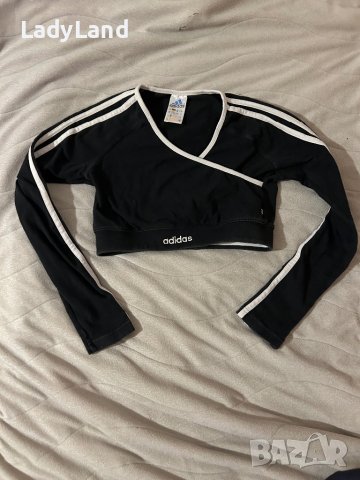 Къса спортна блуза Adidas, снимка 1 - Спортни екипи - 44098148