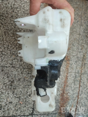 Казанче чистачки TK79-67-481 за мазда ЦХ 9 /Mazda CX-9, снимка 4 - Части - 53605362