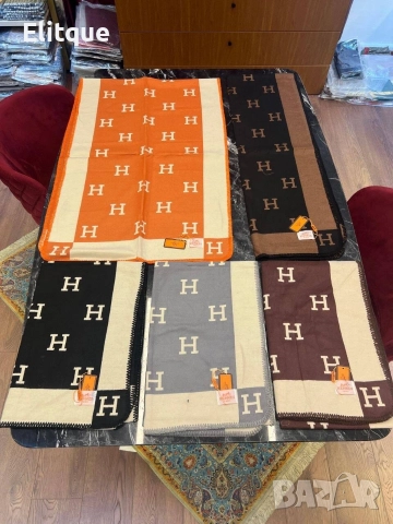 шалове %100 Кашмир Размер 1.90x65 Louis Vuitton hermes Balenciaga , снимка 2 - Шалове - 52907797