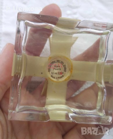 Винтидж Avon Rare Pearls limited edition EDP 30 мл, снимка 3 - Дамски парфюми - 43051456