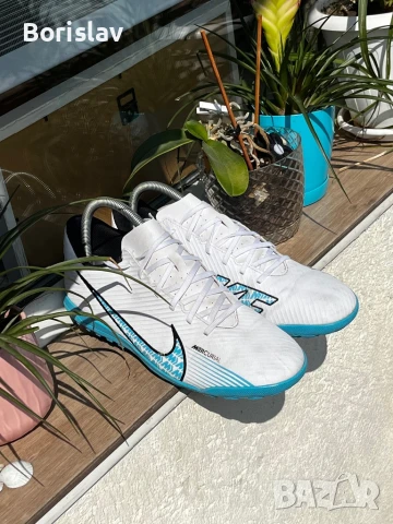 NIKE MERCURIAL VAPOR 15 CLUB TF BLAST - WHITE/BALTIC BLUE/PINK BLAST