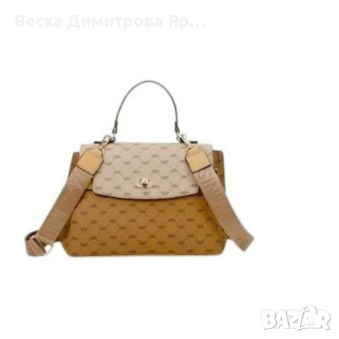 Стилна дамска чанта с  дълга регулируема презрамка