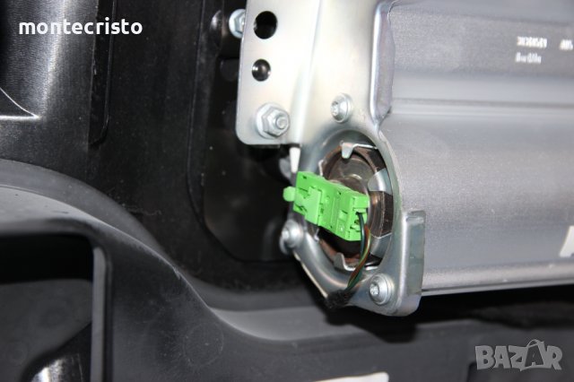 Арматурно табло Mercedes ML W164 (2005-2011г.) Цвят: черен / A1648600805, снимка 10 - Части - 38088606