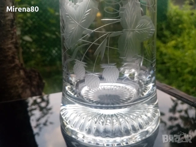 Кристална винтидж халба с ягодки, снимка 2 - Антикварни и старинни предмети - 50613535